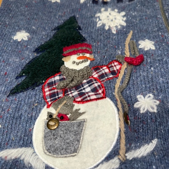 Studio Collection Women Christmas Vest Size L with Christmas design - Picture 12 of 15